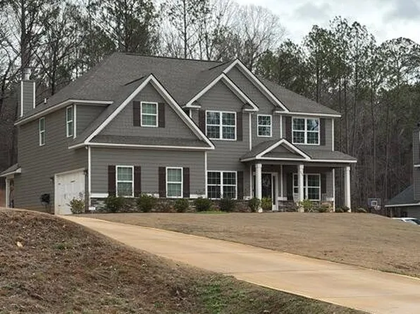 208 N Davis Rd, Lagrange, GA 30241