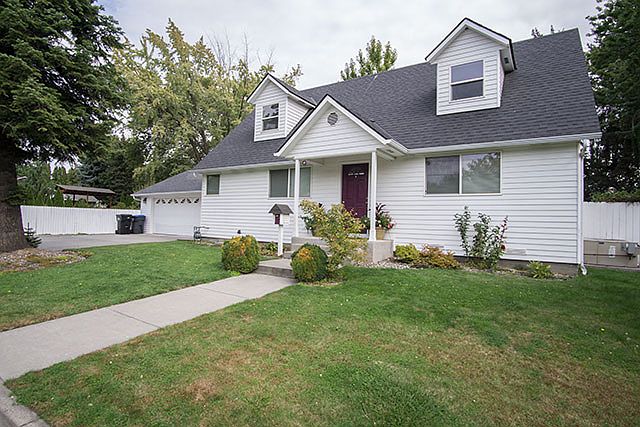 1st image of 1011 Fern Ave
