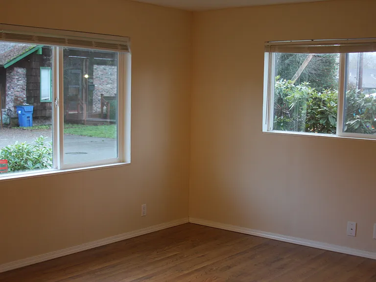 524 S Blakeley St — Photo 4