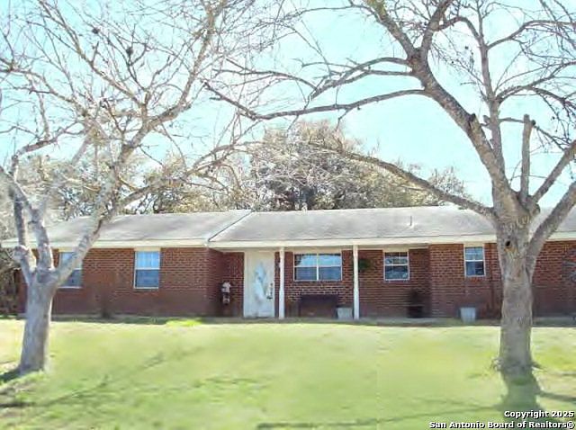 1st image of 1837 W. King Lane