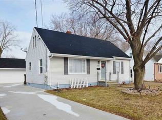 1736 12th Ave, Green Bay, WI 54304