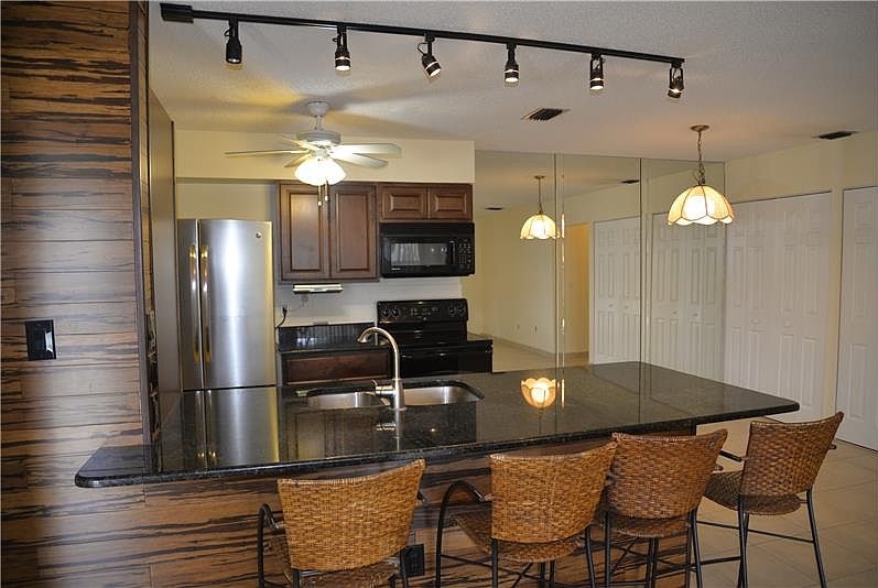 1st image of 4117 NW Cinnamon Cir