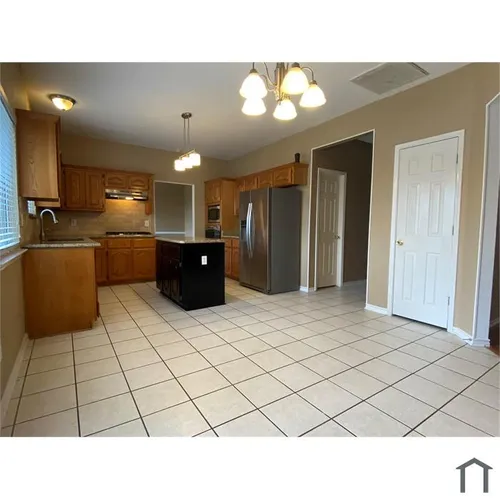 474 Lakefield Dr Photo 1