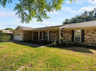 1324 Springbrook St, Mesquite, TX 75149