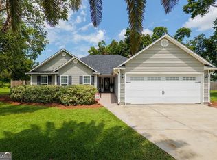 316 Smith Dairy Rd, Ray City, GA 31645