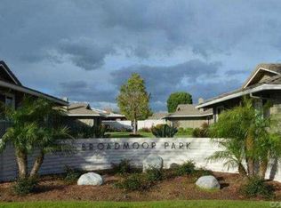 1135 E 1st St, Tustin, CA 92780