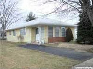 33 Saint Kitts Dr, Toms River, NJ