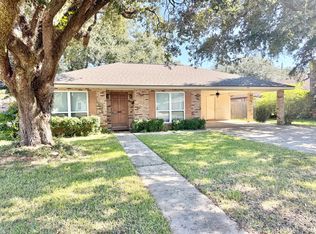 1402 Martens Dr, Hammond, LA 70401