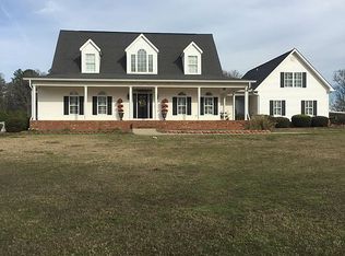 717 Legacy Farms Rd, Gray, GA 31032