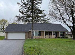 12580 W Wilbur Dr, New Berlin, WI 53151