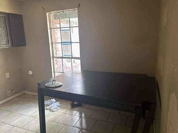 Formal Dining