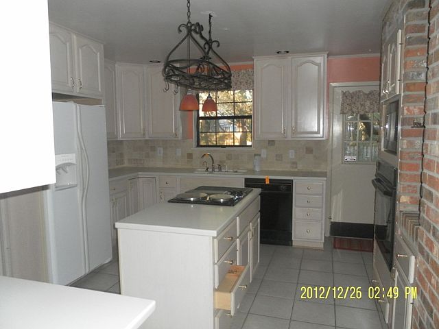 2nd image of 2412 Rocky Shores Dr