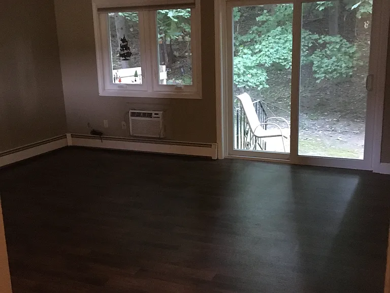 825 John Fitch Hwy #4 — Photo 5