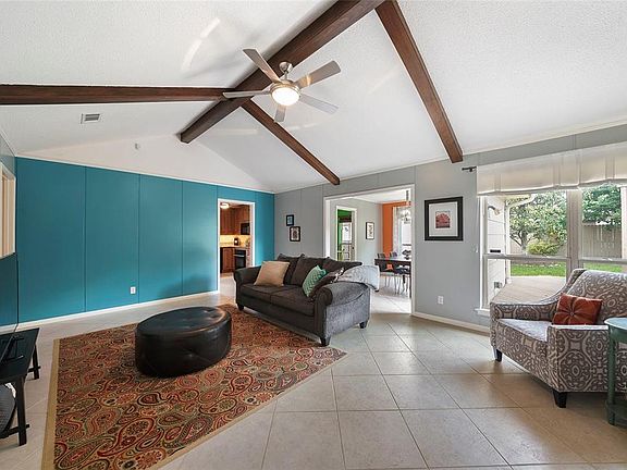 5th image of 16507 Clearcrest Dr