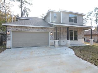 1605 Flamingo St, Conroe, TX 77385