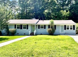 808 Ravenwood Dr, Raleigh, NC 27606
