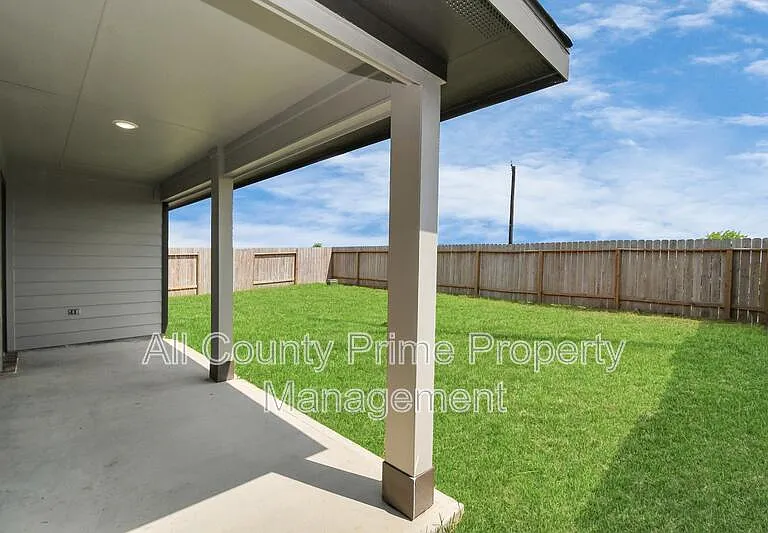 29935 Gallatin River Ln — Photo 32