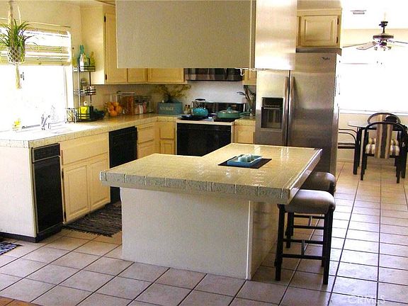 4th image of 12802 La Brida Ave #1-2