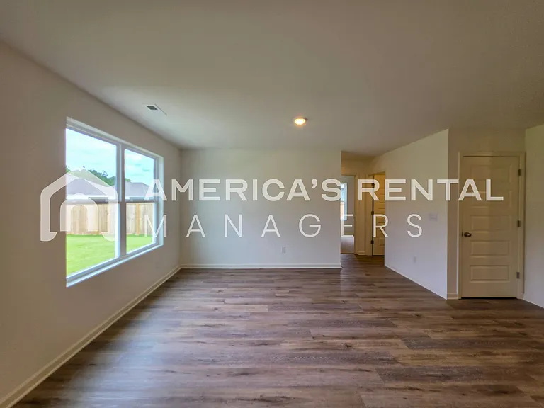 644 Wenonah Way — Photo 36