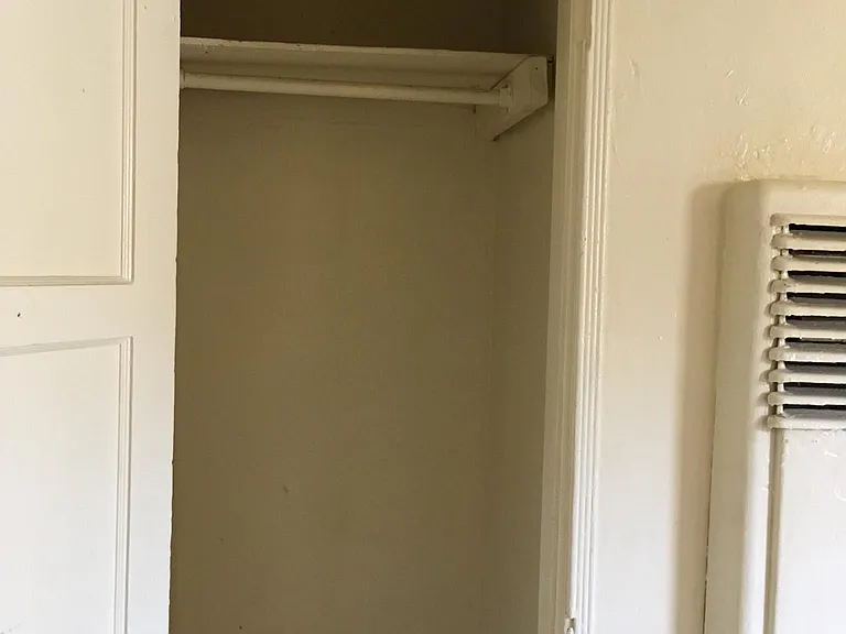 5721 Gage Ave #2W — Photo 5