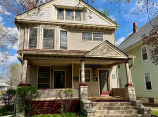 826 S Walnut St #1, Springfield, IL 62704