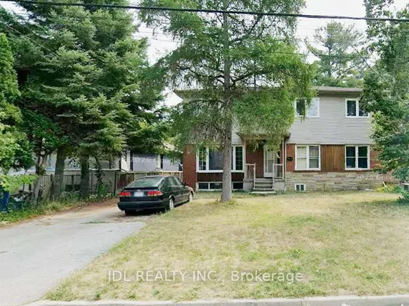 57 Gladys Rd, Toronto, ON M1C 1C7