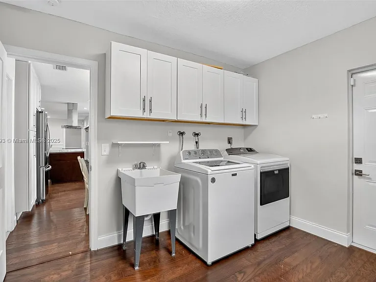 5660 Golfway Dr — Photo 18