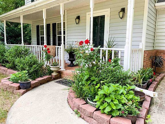 2nd image of 340 Welton Way
