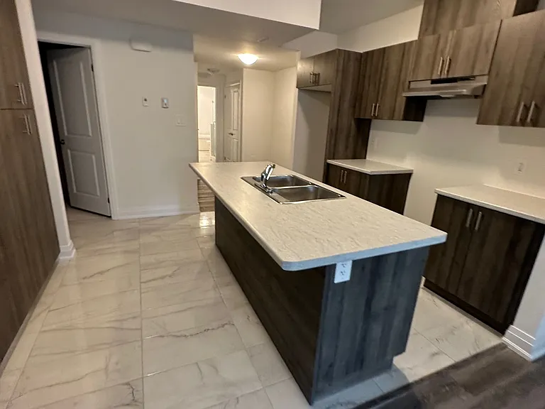 180 Franklin Trl #BASEMENT — Photo 3