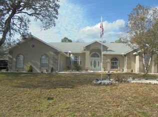 174 S Pine St, Homosassa, FL 34446