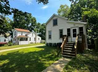 941 Whitney St, Jackson, MI 49202