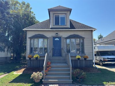 747 Cherry St, Wyandotte, MI, 48192