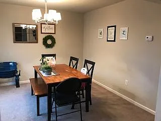 12 Forest Hill Rd — Photo 2