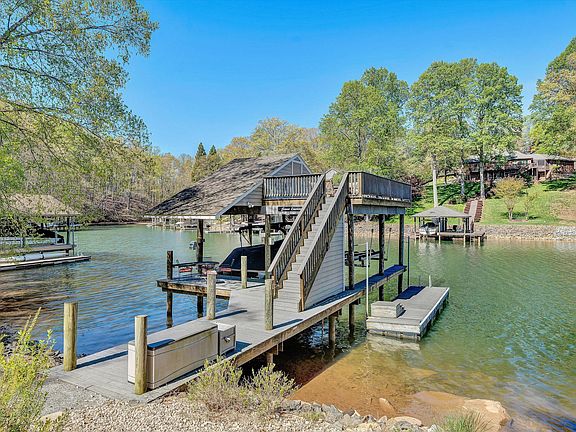 5th image of 145 Channelview Dr