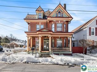 356 1st St, Slatington, PA 18080