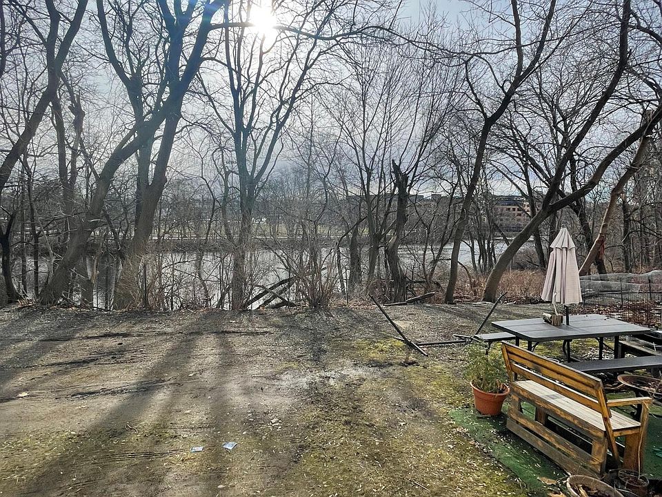 1st image of 380 River St #380