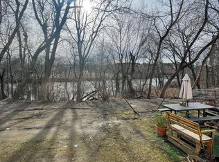 380 River St #380, Waltham, MA 02453
