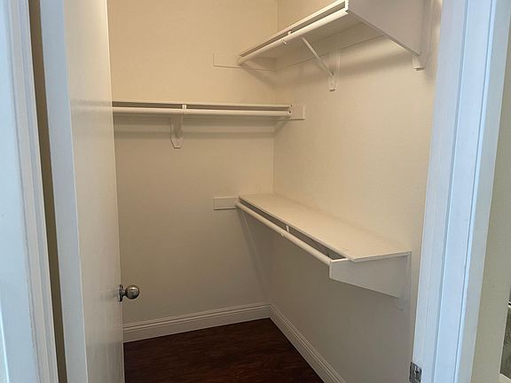 5th image of 1445 Brett Pl Unit 303
