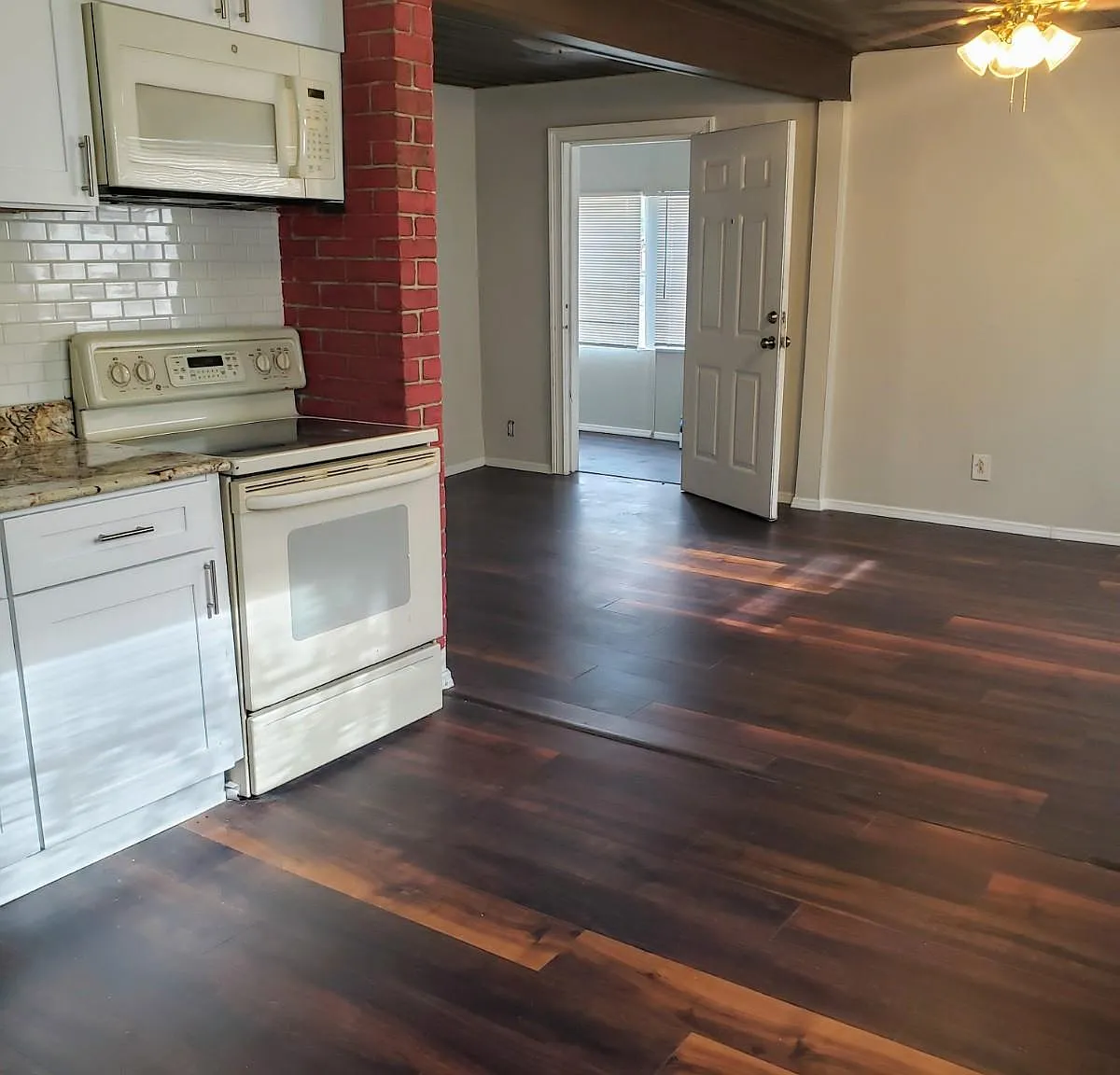 2 bed, 1332 sqft, $1,850 — Photo 3