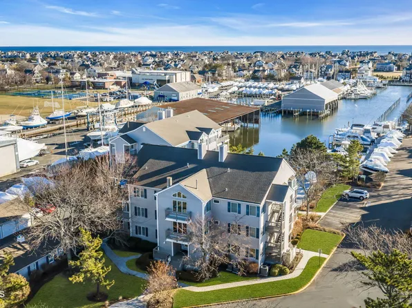 97 Bay Point Harbour, Point Pleasant, NJ 08742