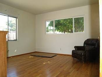 2nd image of 823 N 18th St