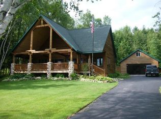4188 Lakeshore Rd, Boyne City, MI 49712