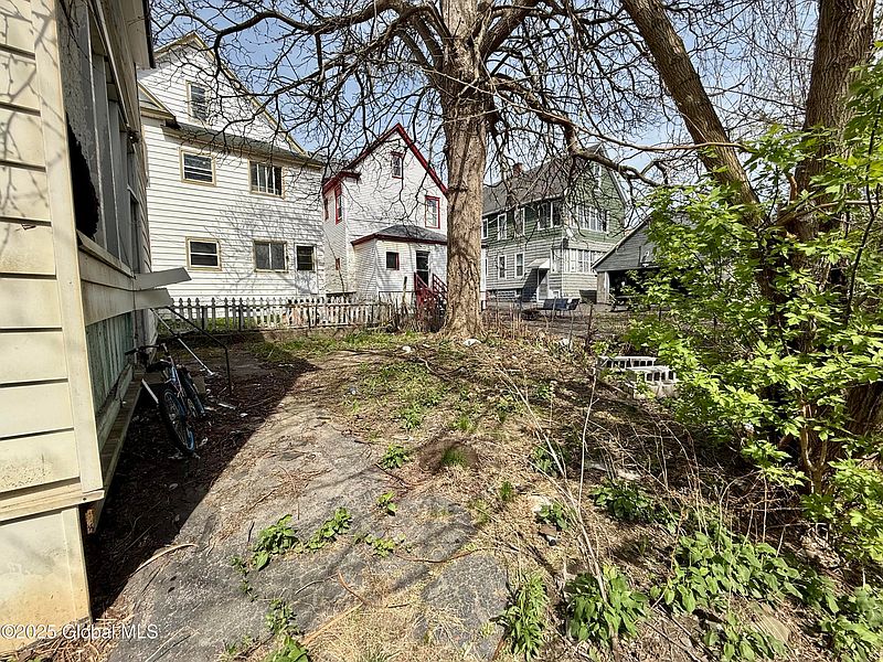 4th image of 25-27 Caroline Street