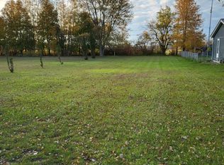 7414 Woodbine Rd, Lexington, MI 48450