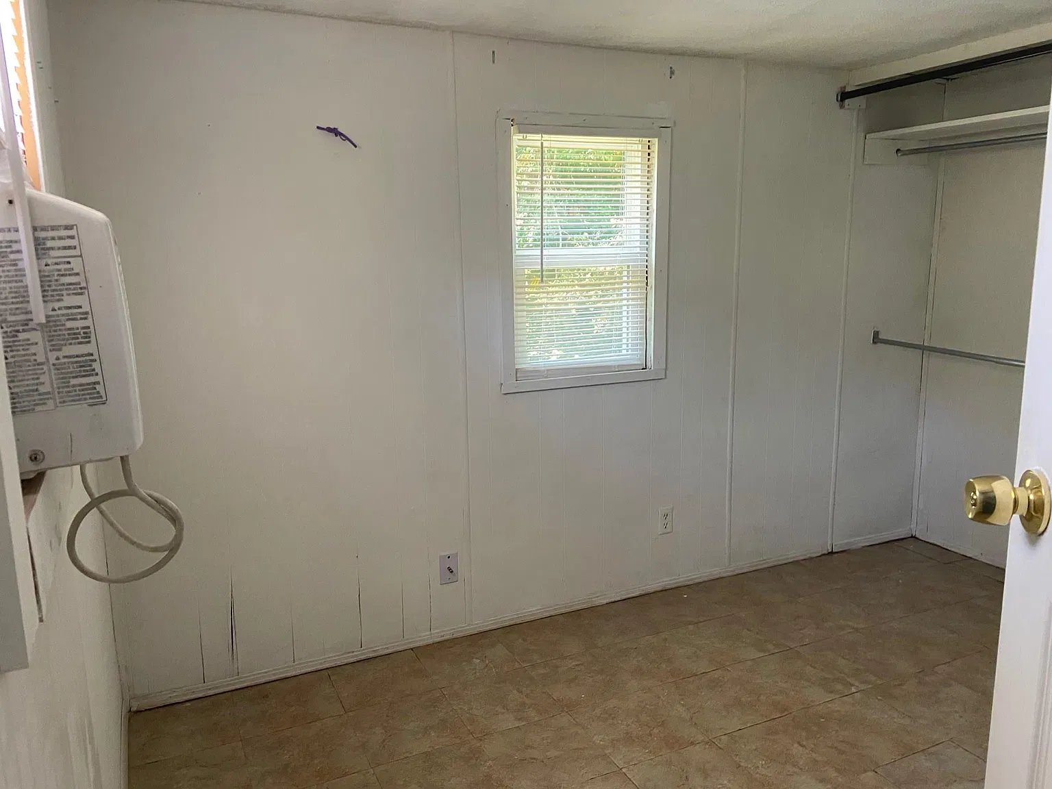 1 bed, 1.0 bath, $800 — Photo 4