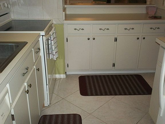 5th image of 14920 Summerlin Woods Dr Unit 4