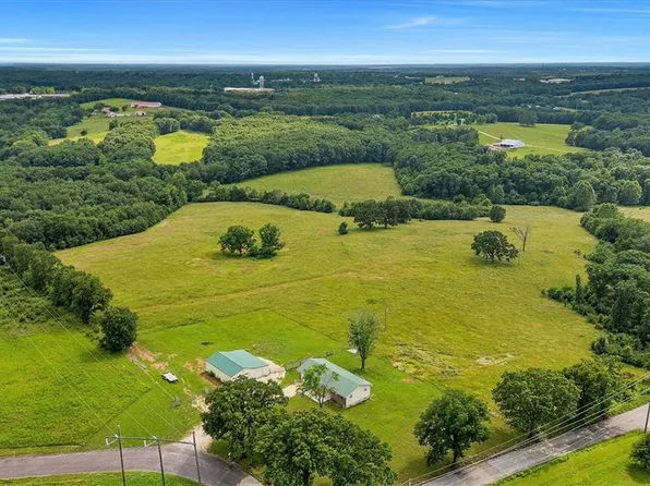 3879 Tegeler Rd, Gerald, MO 63037