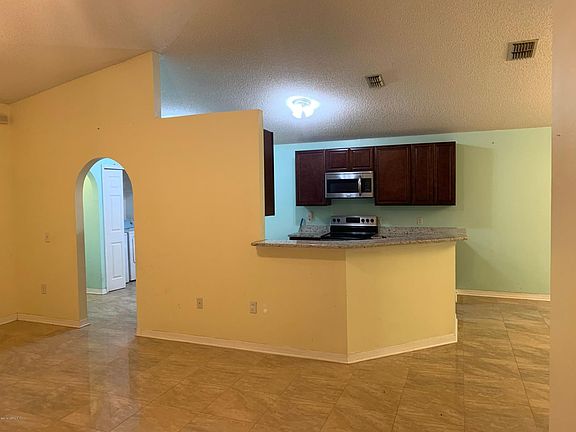 4th image of 2675 Lantana Lakes Dr E