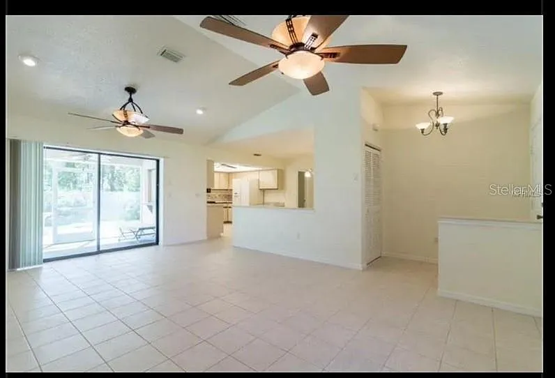Building Photo - 25230 Campos Dr