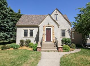 564 Warwick St, SAINT PAUL, MN 55116